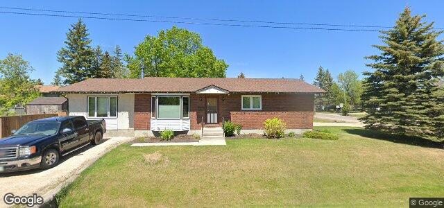 Larawan ng 888 Laxdal Road sa Winnipeg, Manitoba