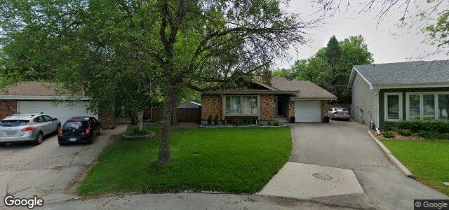 Larawan ng 99 Woodview Bay sa Winnipeg, Manitoba