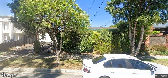 Larawan ng 14 Cambrian Crescent sa Winnipeg, Manitoba