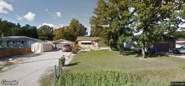 Larawan ng 4415 Eldridge Avenue sa Winnipeg, Manitoba