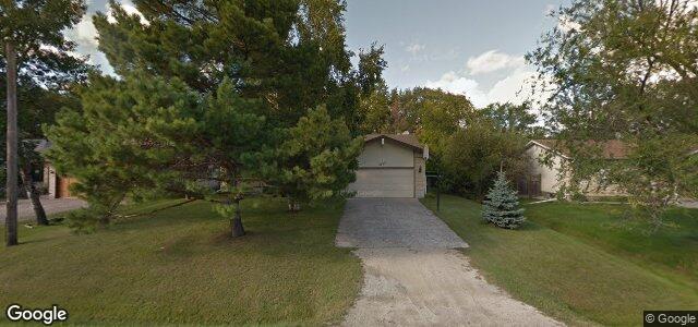 Larawan ng 4803 Eldridge Avenue sa Winnipeg, Manitoba