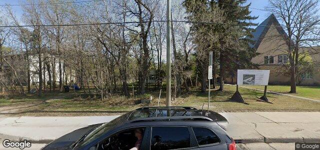 Larawan ng 4814 Roblin Boulevard sa Winnipeg, Manitoba