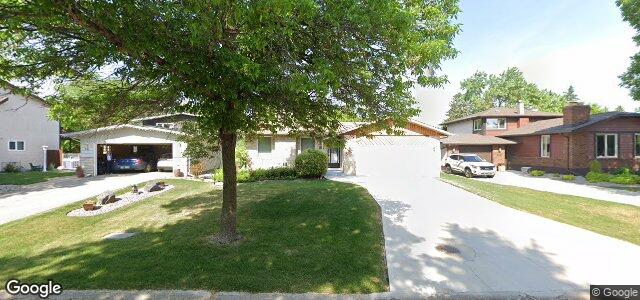 Larawan ng 50 Blossom Bay sa Winnipeg, Manitoba