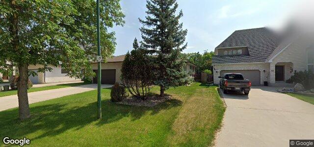 Larawan ng 51 Deerpark Drive sa Winnipeg, Manitoba