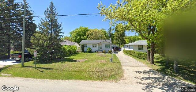 Larawan ng 582 Oakdale Drive sa Winnipeg, Manitoba