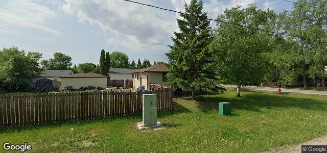 Larawan ng 691 Oakdale Drive sa Winnipeg, Manitoba