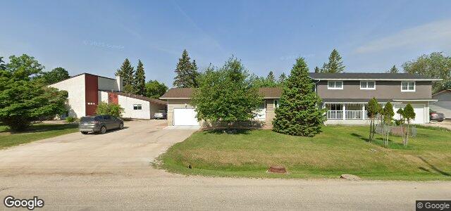 Larawan ng 716 Oakdale Drive sa Winnipeg, Manitoba