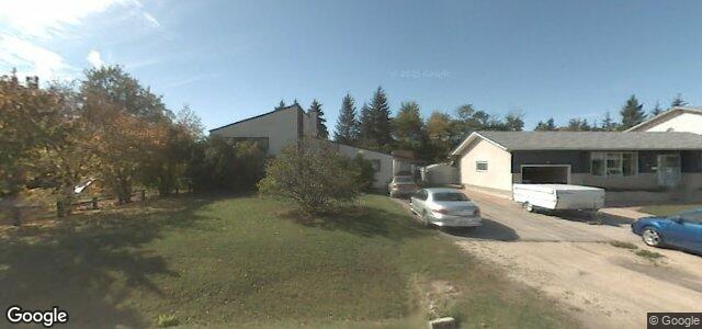 Larawan ng 720 Oakdale Drive sa Winnipeg, Manitoba