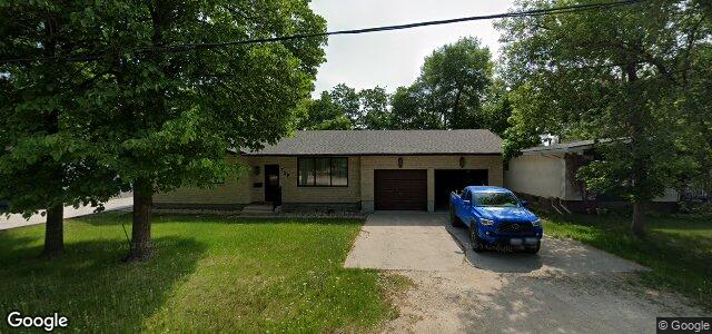 Photo of 729 Oakdale Drive in Winnipeg, Manitoba
