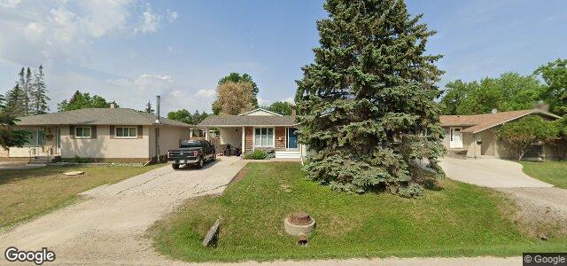 Photo of 792 Oakdale Drive in Winnipeg, Manitoba