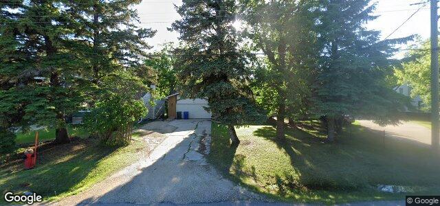 Photo of 816 Fairmont Road in Winnipeg, Manitoba