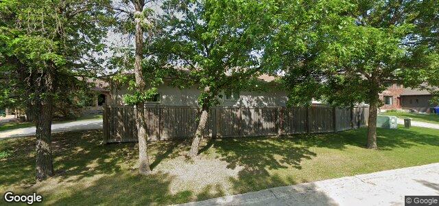 Photo of 82 Deerpark Drive in Winnipeg, Manitoba