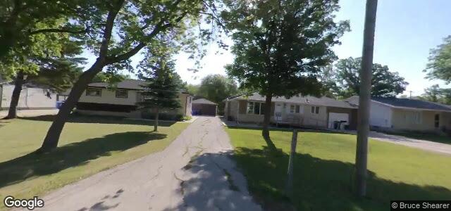 Larawan ng 881 Fairmont Road sa Winnipeg, Manitoba