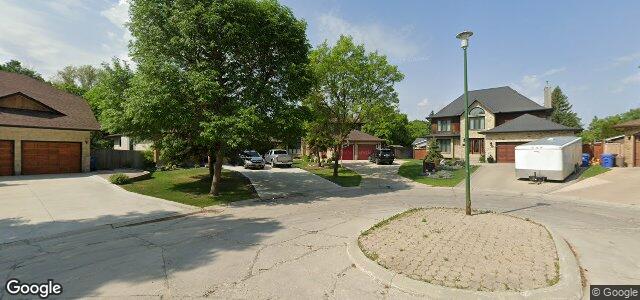 Larawan ng 94 Deerpark Drive sa Winnipeg, Manitoba