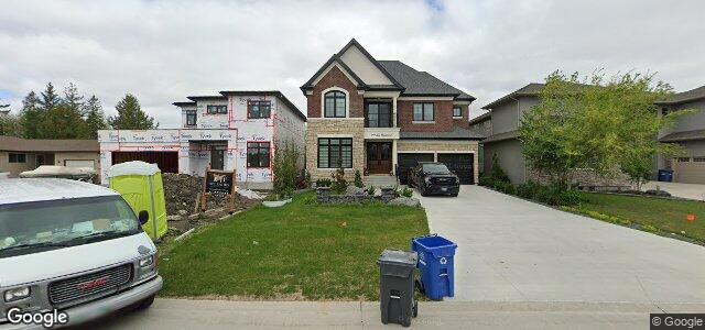 Larawan ng 1111 Lee Boulevard sa Winnipeg, Manitoba