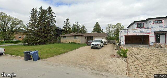 Larawan ng 1121 Lee Boulevard sa Winnipeg, Manitoba