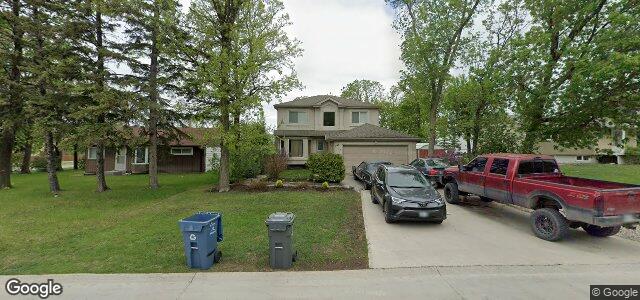 Larawan ng 1145 Lee Boulevard sa Winnipeg, Manitoba