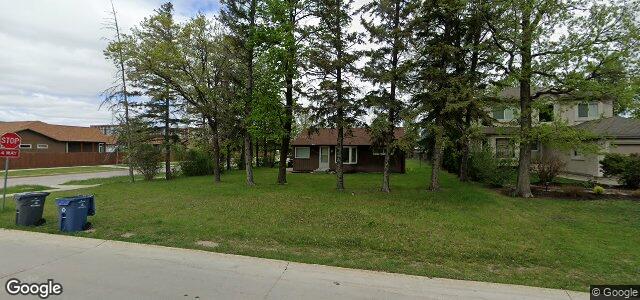 Larawan ng 1153 Lee Boulevard sa Winnipeg, Manitoba