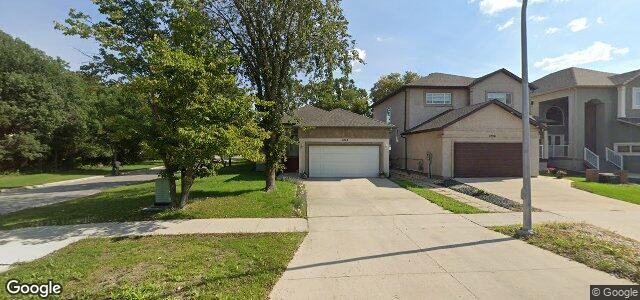 Larawan ng 1202 Lee Boulevard sa Winnipeg, Manitoba