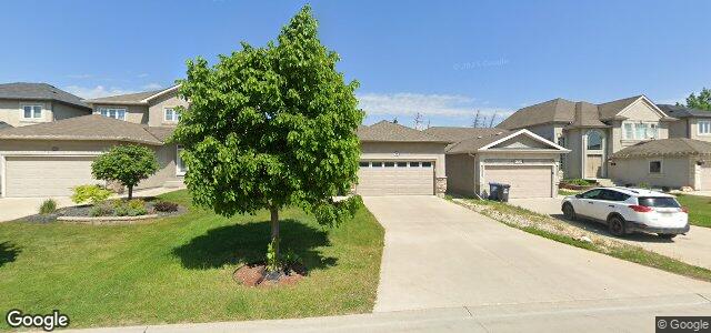 Larawan ng 1227 Comdale Avenue sa Winnipeg, Manitoba