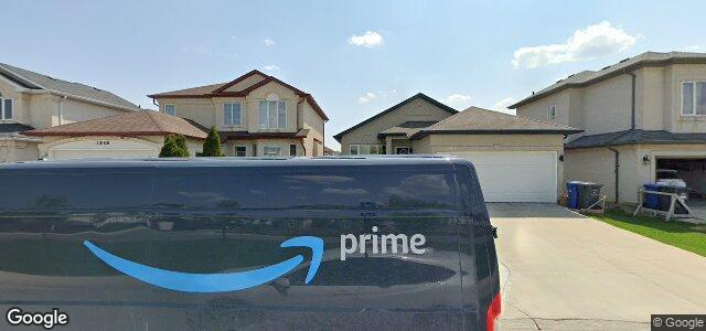 Larawan ng 1352 Lee Boulevard sa Winnipeg, Manitoba