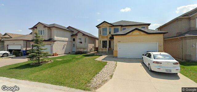 Photo of 1376 Lee Boulevard in Winnipeg, Manitoba