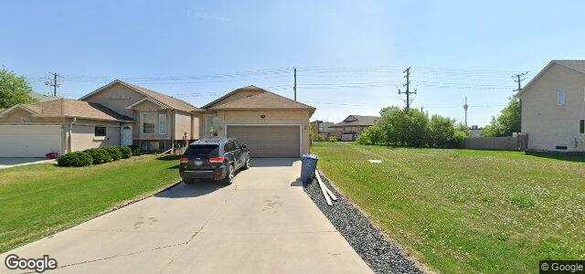 Larawan ng 178 Shore Street sa Winnipeg, Manitoba