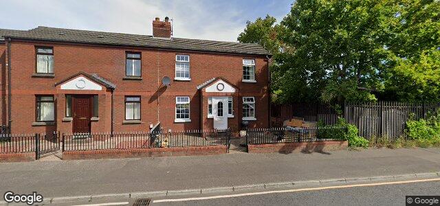 Larawan ng 2 Raphael Street sa Winnipeg, Manitoba