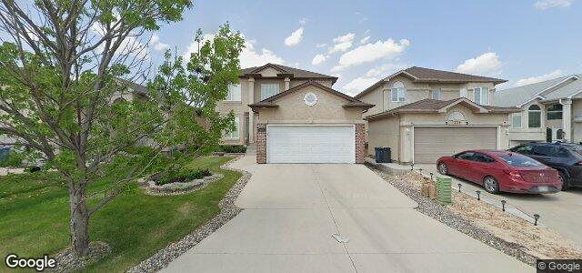 Larawan ng 200 Wayfield Drive sa Winnipeg, Manitoba