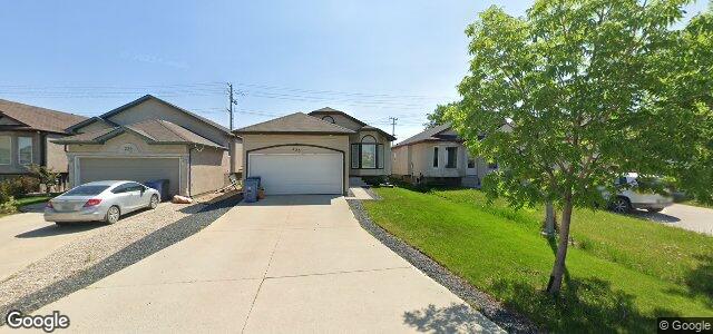 Larawan ng 230 Shore Street sa Winnipeg, Manitoba