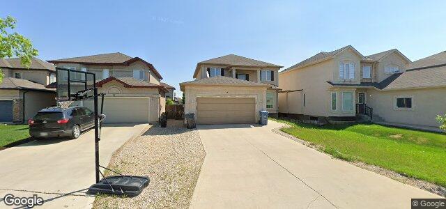 Larawan ng 35 Raphael Street sa Winnipeg, Manitoba