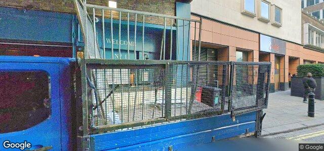 Larawan ng 8 Raphael Street sa Winnipeg, Manitoba