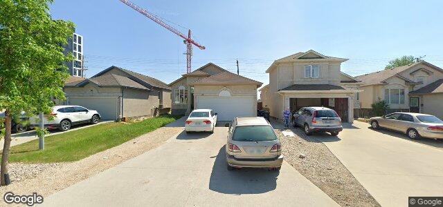 Larawan ng 96 Shore Street sa Winnipeg, Manitoba