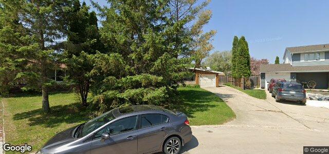 Larawan ng 10 Nuffield Place sa Winnipeg, Manitoba