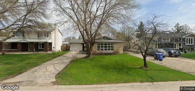 Larawan ng 10 St Edmund'S Bay sa Winnipeg, Manitoba