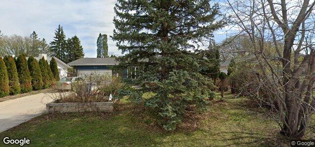 Larawan ng 102 Acadia Bay sa Winnipeg, Manitoba