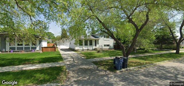 Photo of 102 Greyfriars Road in Winnipeg, Manitoba