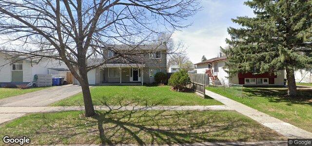 Larawan ng 102 Laval Drive sa Winnipeg, Manitoba