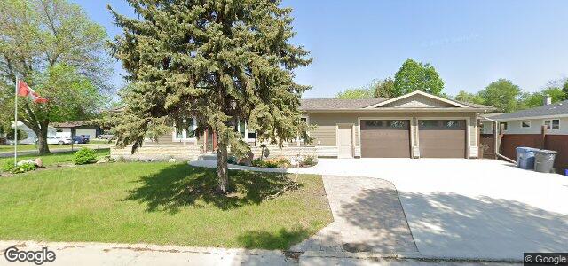 Larawan ng 104 Valence Avenue sa Winnipeg, Manitoba