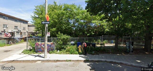 Larawan ng 11 Ryerson Avenue sa Winnipeg, Manitoba