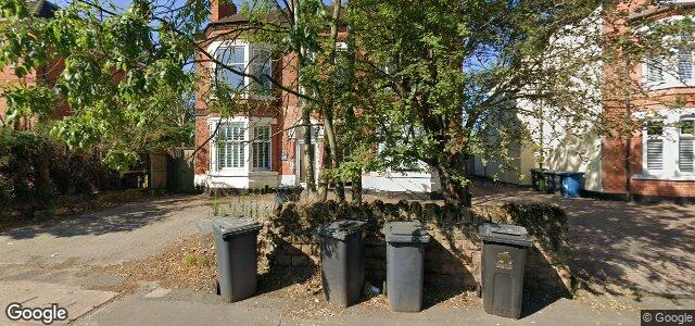 Larawan ng 110 Radcliffe Road sa Winnipeg, Manitoba