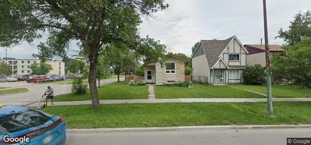 Larawan ng 111 Dalhousie Drive sa Winnipeg, Manitoba