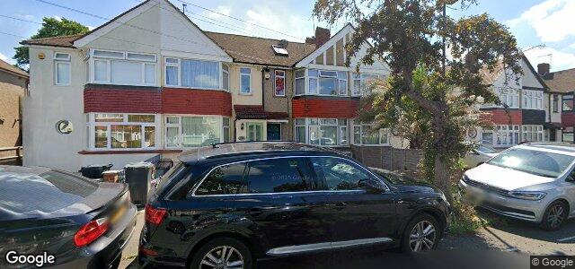 Larawan ng 112 Rochester Avenue sa Winnipeg, Manitoba