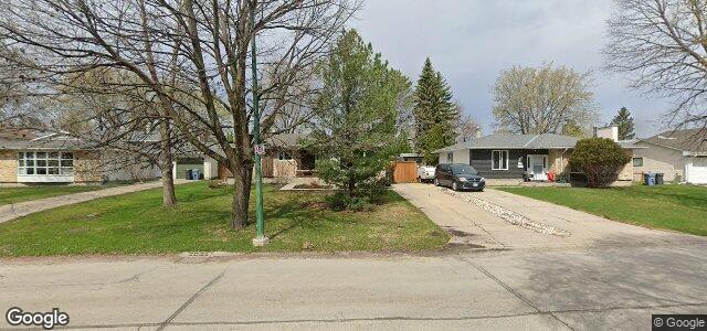 Larawan ng 115 Ryerson Avenue sa Winnipeg, Manitoba