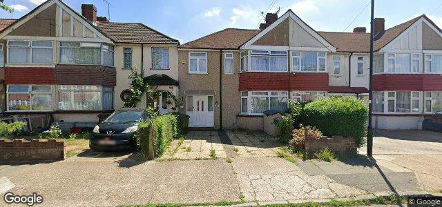 Larawan ng 124 Rochester Avenue sa Winnipeg, Manitoba