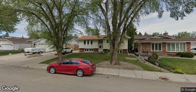 Larawan ng 130 Laval Drive sa Winnipeg, Manitoba