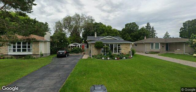 Larawan ng 14 Briar Cliff Bay sa Winnipeg, Manitoba