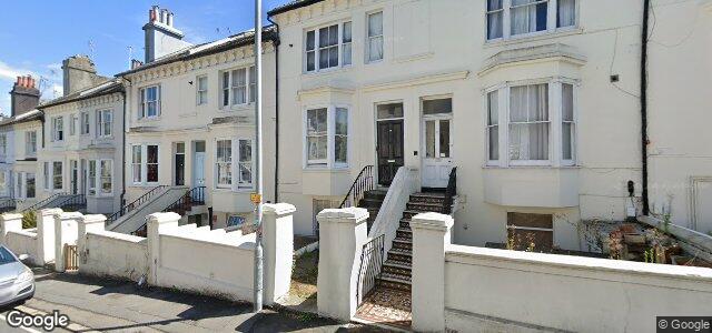 Larawan ng 14 Chatham Place sa Winnipeg, Manitoba