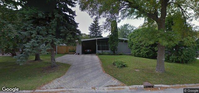 Larawan ng 15 Macalester Bay sa Winnipeg, Manitoba