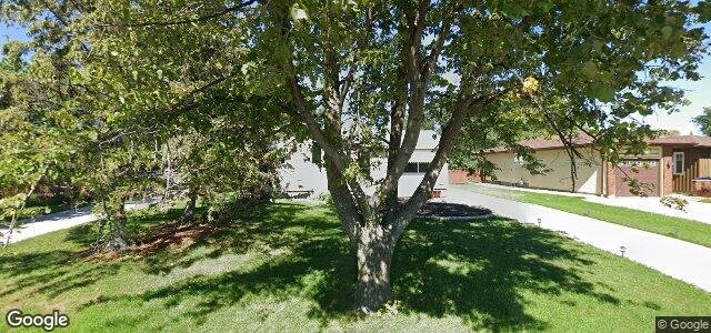 Larawan ng 15 Ryerson Avenue sa Winnipeg, Manitoba